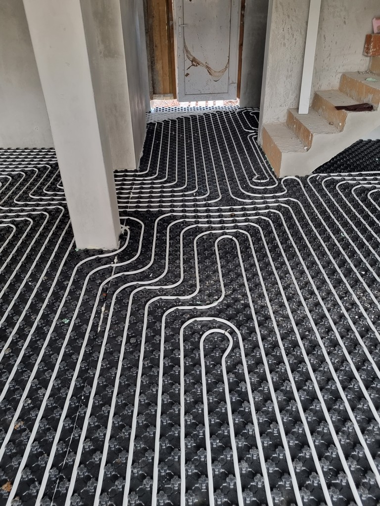 Ogrevanje – radiatorji in talno gretje – izvedeno delo 17, Ljubljana