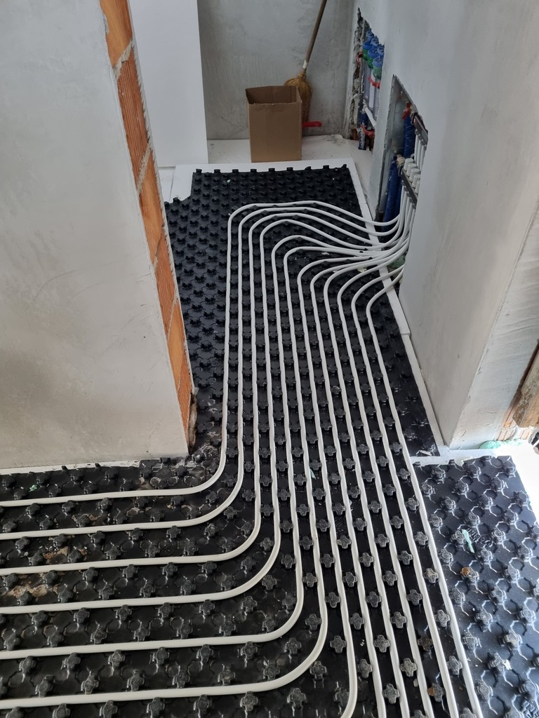 Ogrevanje – radiatorji in talno gretje – izvedeno delo 18, Ljubljana