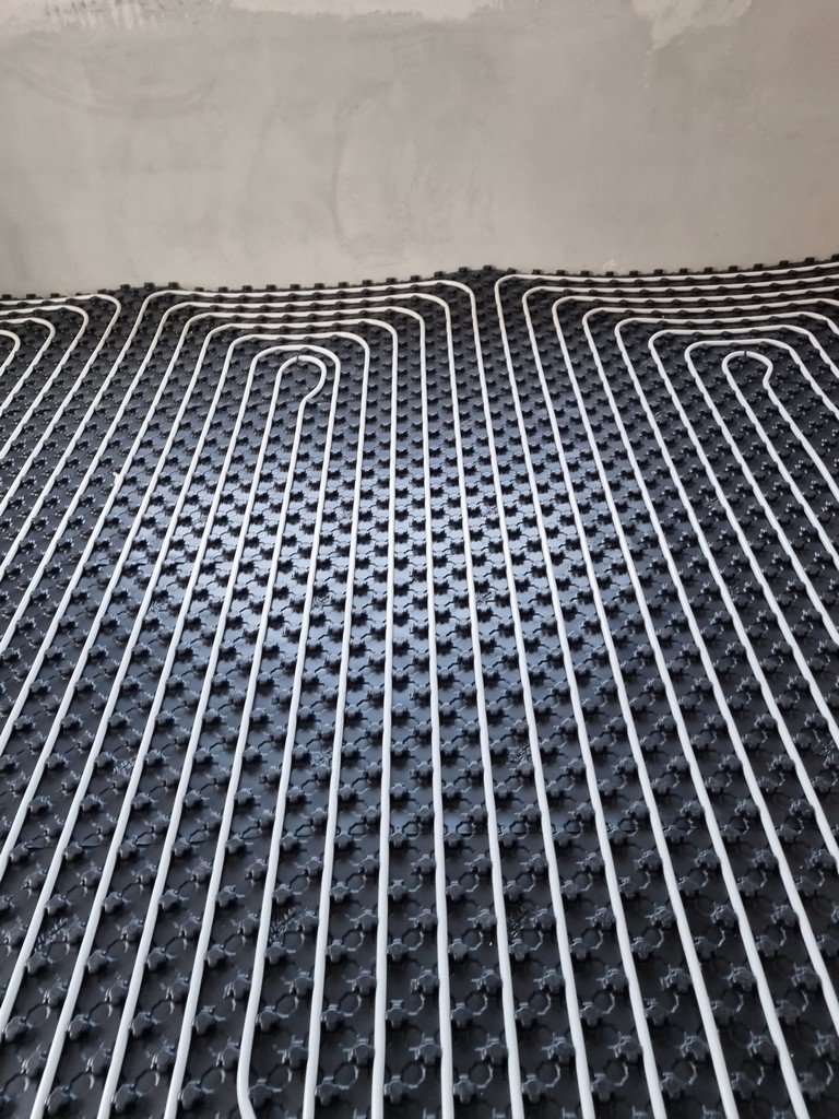 Ogrevanje – radiatorji in talno gretje – izvedeno delo 24, Ljubljana