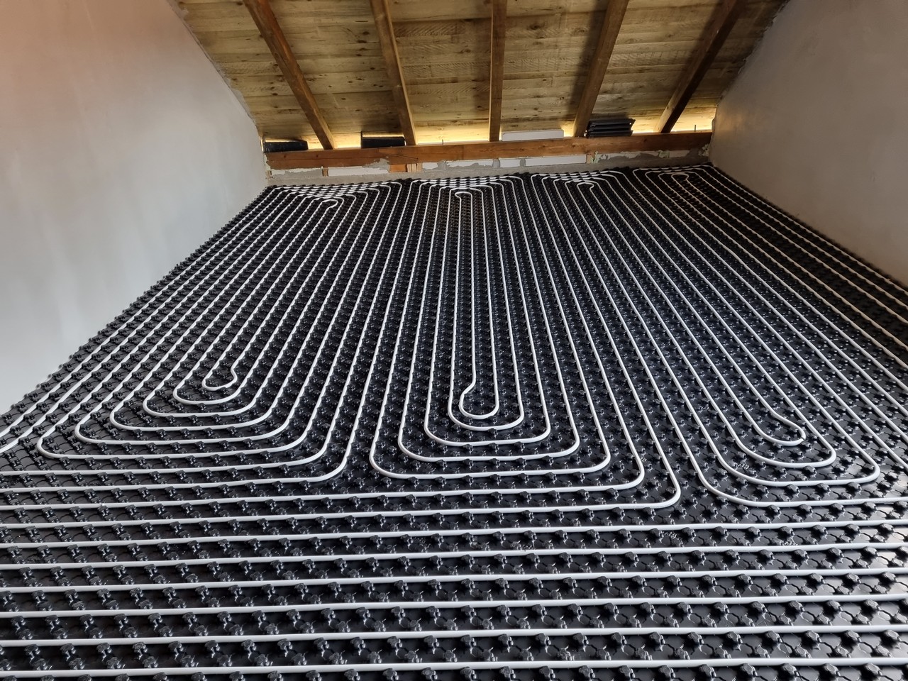 Ogrevanje – radiatorji in talno gretje – izvedeno delo 25, Ljubljana