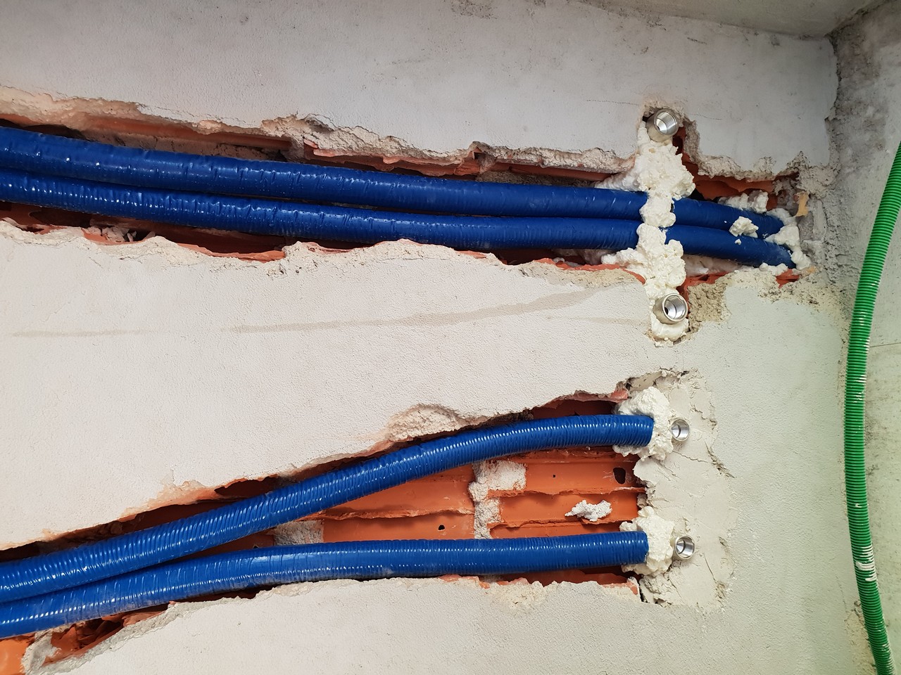 Ogrevanje – radiatorji in talno gretje – izvedeno delo 32, Ljubljana